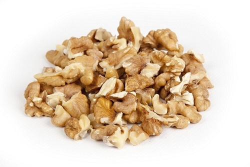 Premium California walnut kernels, USDA approved.